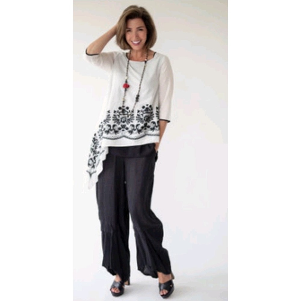 Aria Handmade Womens Frida Tunic Black White 3/4 Sleeve embroidered Rayon Size M